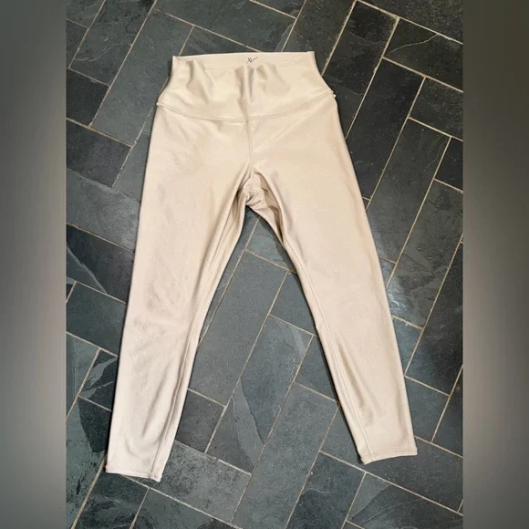 Alo High-Waist Airlift Leggings color is gravel taupe size large - Picture 6 of 6